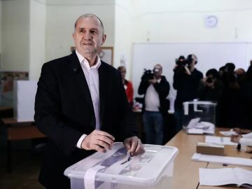 Rumen Radev, ganador de las elecciones legislativas en Bulgaria