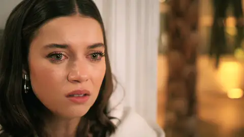 Ferit huye de sus sentimientos y sentencia su historia con Seyran tras su conversación más íntima Ferit huye de sus sentimientos y sentencia su historia con Seyran tras su conversación más íntima