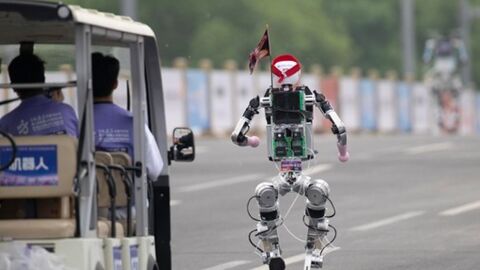 Los robos se imponen a los humanos en Pek&iacute;n 