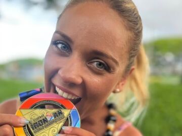 La triatleta e influencer Mara Fl&aacute;via Ara&uacute;jo