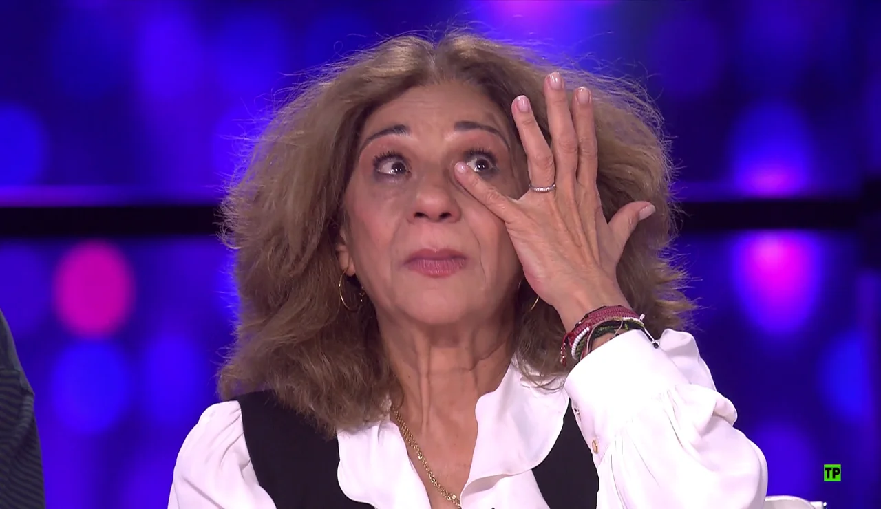 Las lágrimas de Lolita ante una imitación: "Nunca te había visto sentir una canción como hoy"