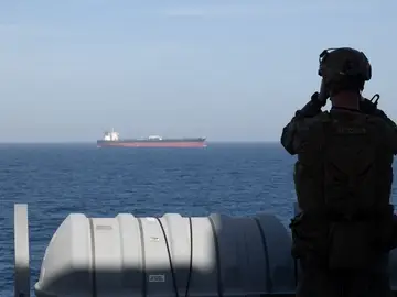 Irán confirma el cierre del estrecho de Ormuz hasta que EEUU levante el bloqueo Irán confirma el cierre del estrecho de Ormuz hasta que EEUU levante el bloqueo