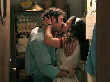 "Te est&aacute;s haciendo la fuerte, pero tienes ganas de besarme": Mabel no puede m&aacute;s y besa por fin a Salva 