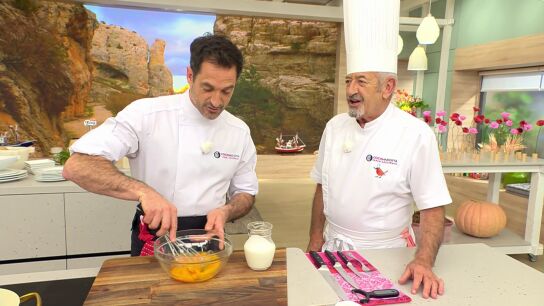 Karlos Argui&ntilde;ano desvela c&oacute;mo hacen la tarta de ciruelas de su restaurante: "Es la que m&aacute;s me gusta de todas"