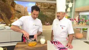 Karlos Arguiñano desvela cómo hacen la tarta de ciruelas de su restaurante: "Es la que más me gusta de todas"