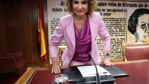 Montero defiende la "legalidad" de los pr&eacute;stamos a Air Europa y Plus Ultra "avalados" por la Justicia