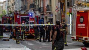 Imagen de varios efectivos de bomberos, en una foto de archivo