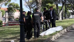 El v&iacute;deo del levantamiento del cad&aacute;ver en un parque de Telde