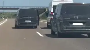 Momento en el que tratar de sacar la autocaravana de la vía Momento en el que tratar de sacar la autocaravana de la vía