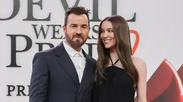 Justin Theroux y Nicole Brydon Bloom reaparecen en la premiere de El diablo viste de Prada 2 Justin Theroux y Nicole Brydon Bloom reaparecen en la premiere de El diablo viste de Prada 2