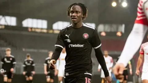 Alamara Djabi, en un partido Alamara Djabi, en un partido