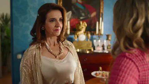 Sonia frustra los planes de su madre: “¿Qué soy Quasimodo y hay que ocultarme?” Sonia frustra los planes de su madre: “¿Qué soy Quasimodo y hay que ocultarme?”