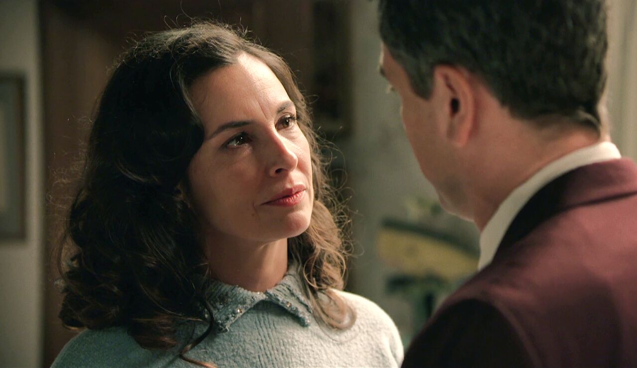 Beatriz contin&uacute;a con su juego de seducci&oacute;n a Gabriel