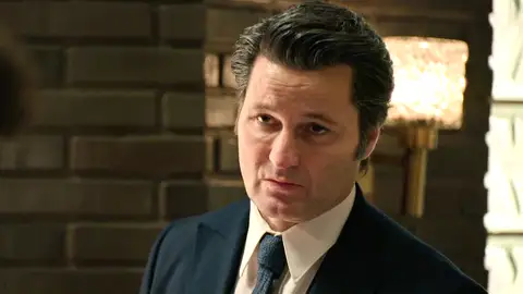 Pablo cumple con las exigencias de Nieves y se marcha de casi Pablo cumple con las exigencias de Nieves y se marcha de casi