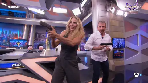 El accidente con pistolas entre Elsa Pataky y Pablo Motos: "Siendo policía y casi me matas" El accidente con pistolas entre Elsa Pataky y Pablo Motos: "Siendo policía y casi me matas"