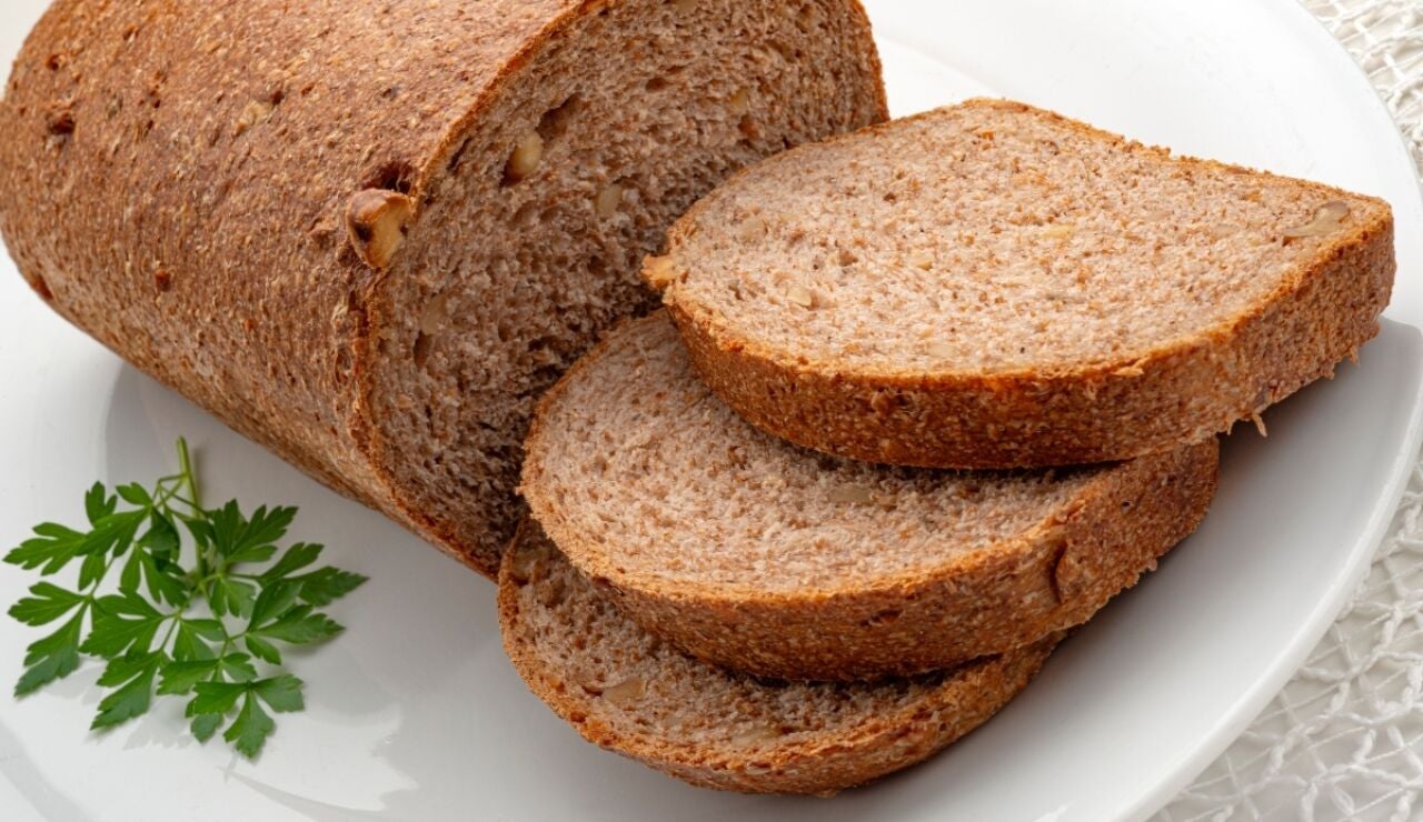 Pan de molde con nueces