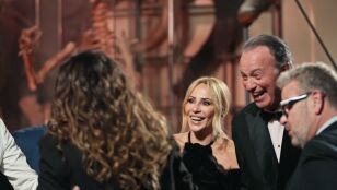 As&iacute; comienza Una fiesta de muerte: &ldquo;Estaba tom&aacute;ndome un champagne y de repente ser Sherlock Holmes&rdquo;