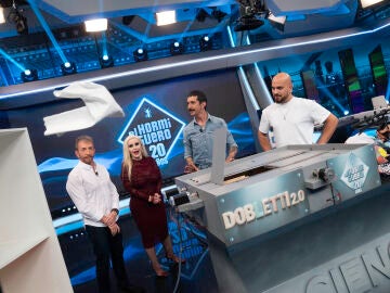 &iquest;Doblar y guardar camisetas en segundos? No te pierdas el incre&iacute;ble invento de Marron