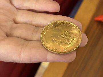Una de las monedas pertenecientes al "Tesoro de Villanueva"