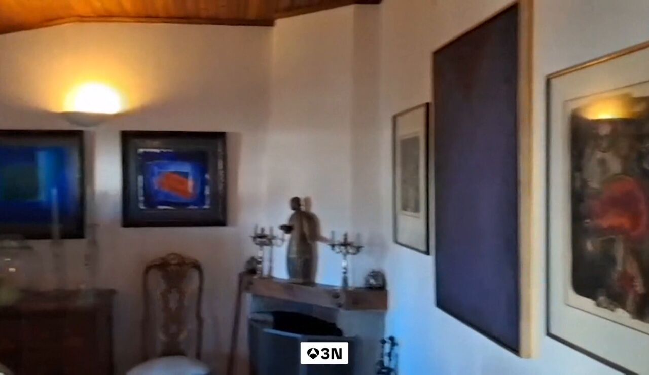 Un mayordomo investigado por ocultar 278 obras de arte de un coleccionista fallecido