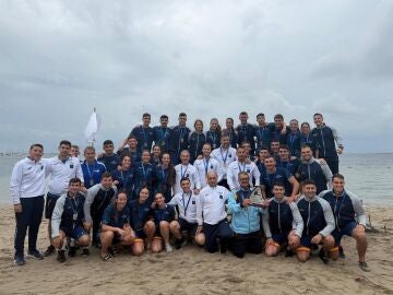 La Princesa de Asturias participa en la XXV Regata Universitaria de Pirag&uuml;ismo en Murcia