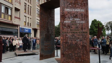 Conmemoraci&oacute;n del 89 aniversario del bombardeo de Gernika durante la Guerra Civil, este domingo, en Gernika 