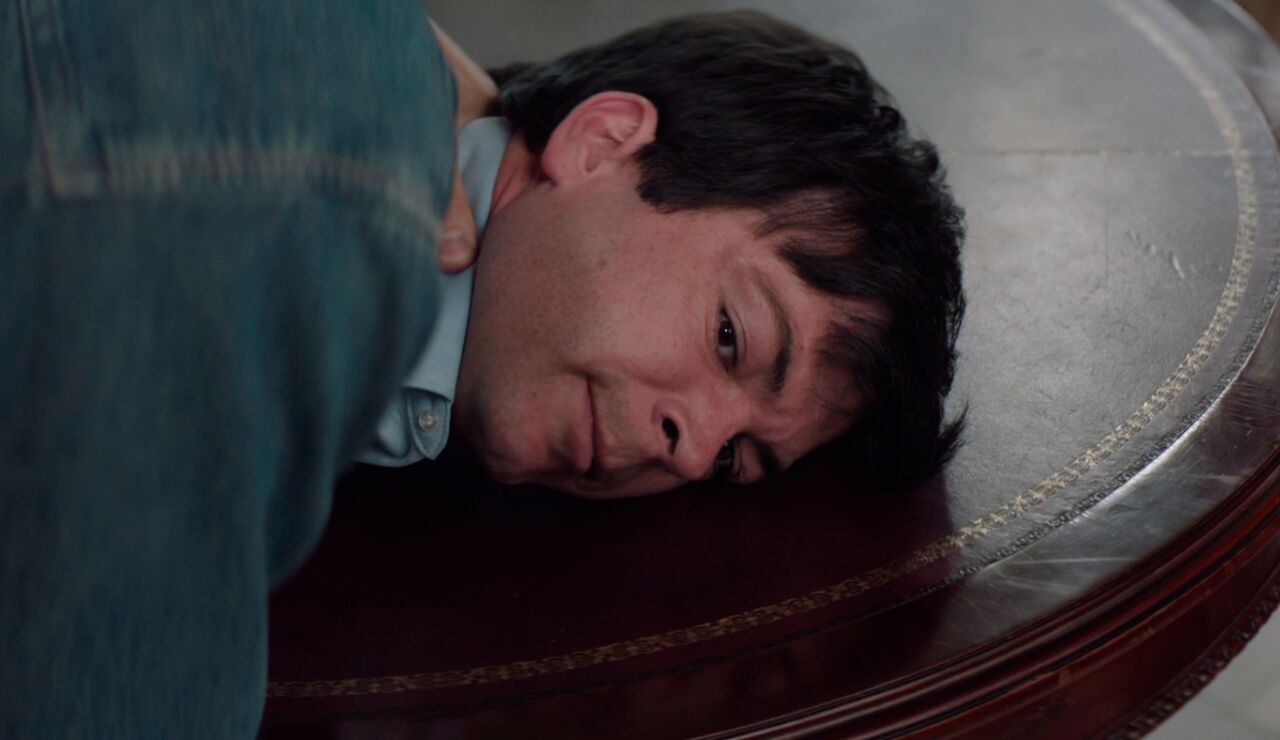 Bosco defiende a Manuela y planta cara a su hermano: &ldquo;As&iacute; no se habla a una esposa&rdquo;