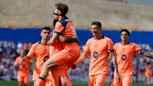Los jugadores del Bar&ccedil;a celebran un gol ante el Getafe (0-2)