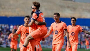 Los jugadores del Bar&ccedil;a celebran un gol ante el Getafe (0-2)