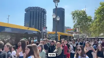 Un año del gran apagón: caos, desconexión y una factura de la luz un 13% más cara Un año del gran apagón: caos, desconexión y una factura de la luz un 13% más cara