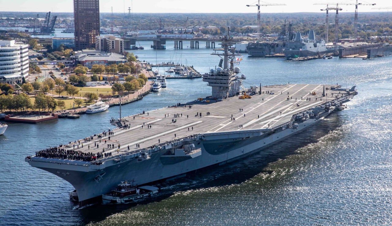 Ir&aacute;n.- El bloqueo a Ormuz obliga a EEUU a desplegar tres portaaviones en el golfo P&eacute;rsico por vez primera desde 2003