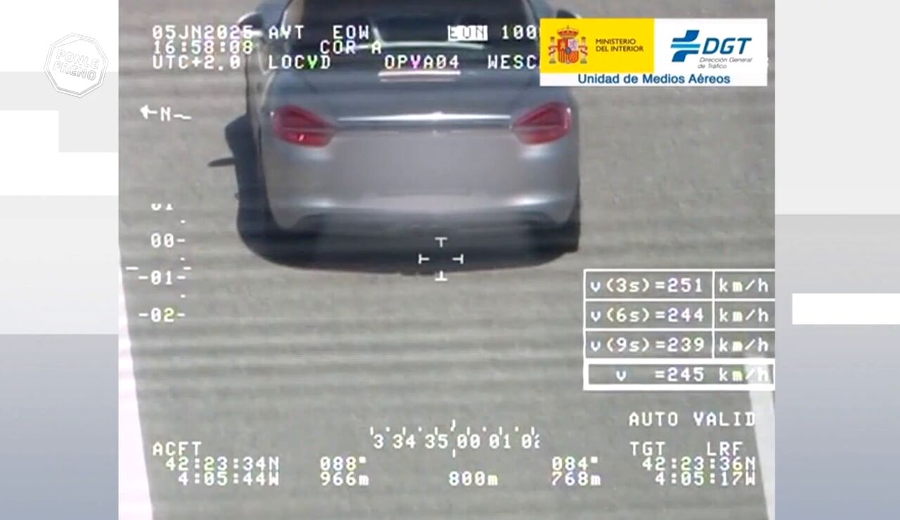 Coche DGT a 250KM/H