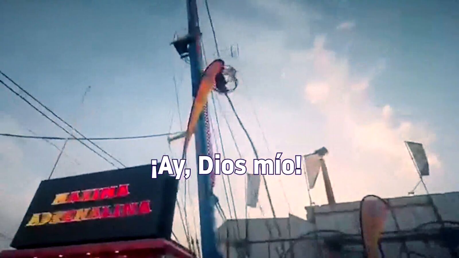 Suspendidos y heridos en el aire por un fallo en una atracción: “Perdí la noción
