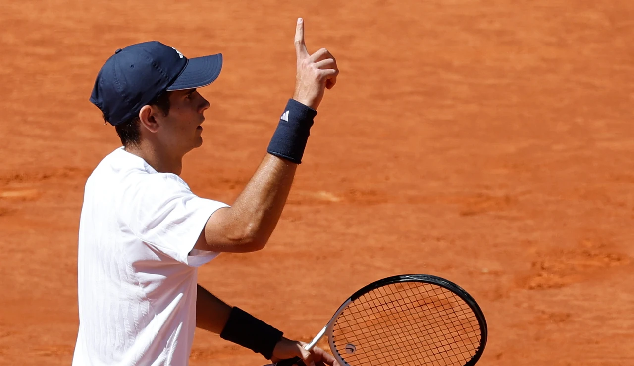 Rafa Jódar celebra un punto ante Kopriva