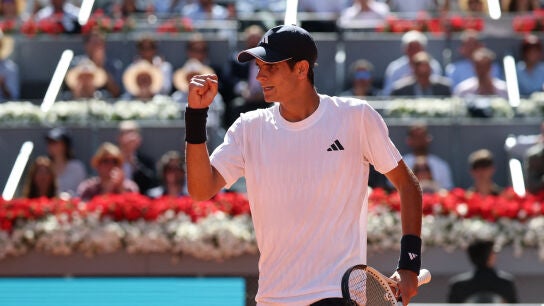 Rafa J&oacute;dar celebra un punto ante Vit Kopriva