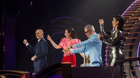Sigue la cuarta gala de Mask Singer en directo: llegan las últimas máscaras invitadas Sigue la cuarta gala de Mask Singer en directo: llegan las últimas máscaras invitadas