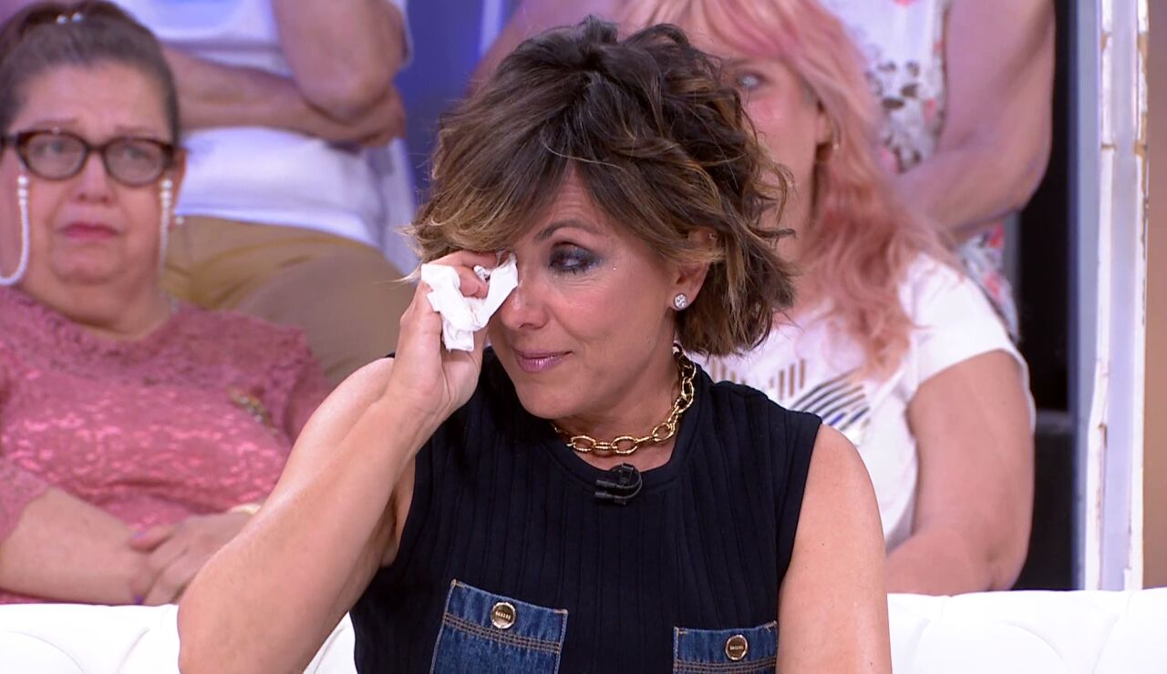 Sonsoles &Oacute;nega rompe a llorar al ver los recuerdos de su infancia en la aldea gallega de Mosteiro