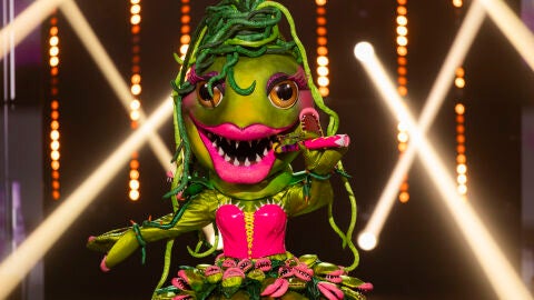 Planta carn&iacute;vora act&uacute;a en Mask Singer con un tema de Ana Mena en su estreno