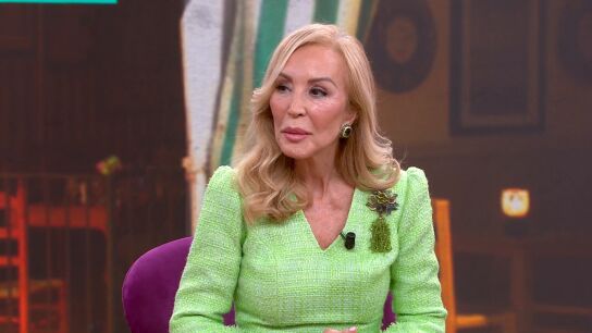 Carmen Lomana