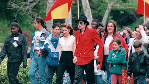 Michael Jackson y Lisa Marie Presley en Neverland Michael Jackson y Lisa Marie Presley en Neverland