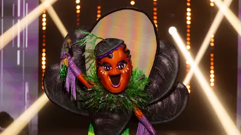 Mejillón llega a Mask Singer un debut inolvidable Mejillón llega a Mask Singer un debut inolvidable