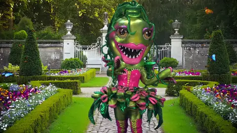 Planta carnívora llega “hambrienta” a Mask Singer y pretende “zamparse a todas las máscaras” Planta carnívora llega “hambrienta” a Mask Singer y pretende “zamparse a todas las máscaras”