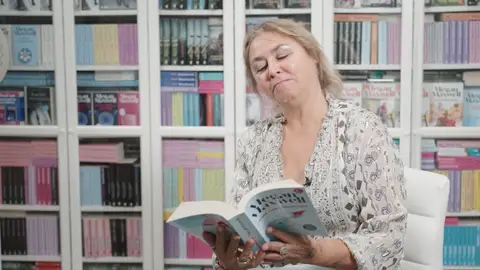 Megan Maxwell lee un fragmento de ¿A qué estás esperando?: “¿De qué le sonaba aquella risa?” Megan Maxwell lee un fragmento de ¿A qué estás esperando?: “¿De qué le sonaba aquella risa?”