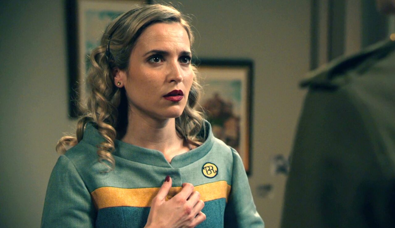 Valentina planta cara a su exnovio