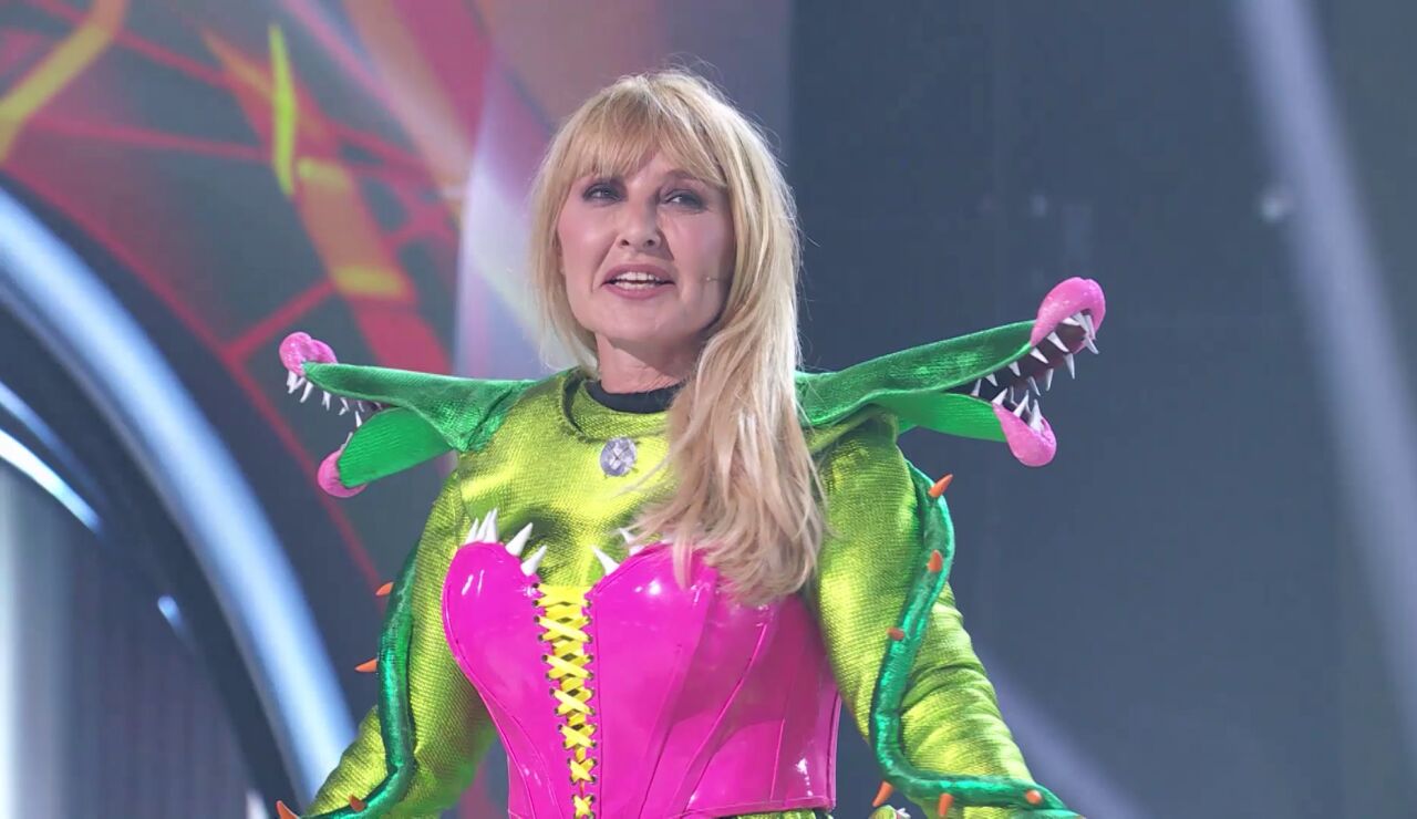 Cayetana Guill&eacute;n Cuervo, desenmascarada bajo las hojas de Planta carn&iacute;vora