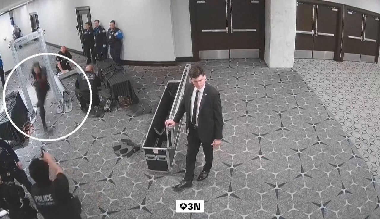 El v&iacute;deo del atacante que intent&oacute; asesinar a Donald Trump: dispara contra un agente del Servicio Secreto