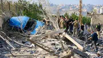 Líbano.- El Ejército de Israel anuncia la muerte de cinco supuestos miembros de Hezbolá en bombardeos en Líbano Líbano.- El Ejército de Israel anuncia la muerte de cinco supuestos miembros de Hezbolá en bombardeos en Líbano