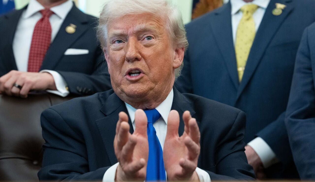 Trump apunta que EEUU podr&iacute;a tomar el control de Cuba "casi de inmediato"