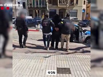 Detenido por agresi&oacute;n sexual e intento de asesinato a una mujer que conoci&oacute; en una aplicaci&oacute;n de citas