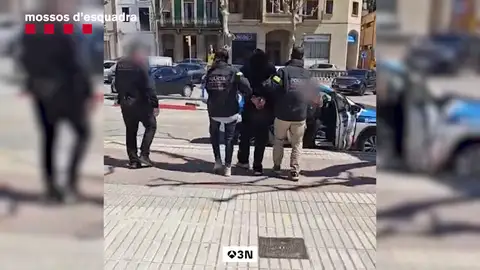 Detenido por agresión sexual e intento de asesinato a una mujer que conoció en una aplicación de citas Detenido por agresión sexual e intento de asesinato a una mujer que conoció en una aplicación de citas